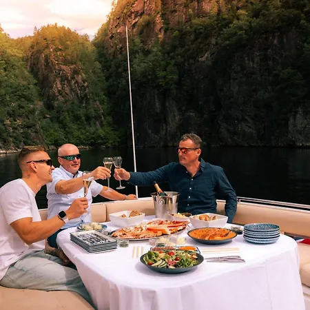 Fjords Norway Hotel na wodzie *